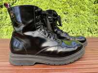 Lakierowane botki Tommy Hilfiger 37
