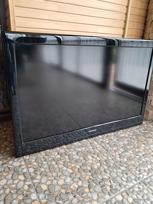 Телевізор THOMSON 37"