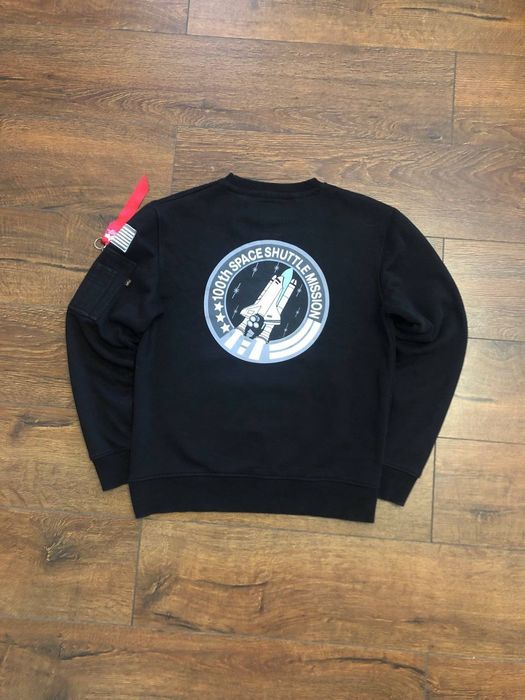 Свитшот альфа с колабой наса