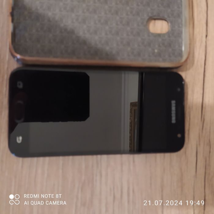 Смартфон Samsung j330f