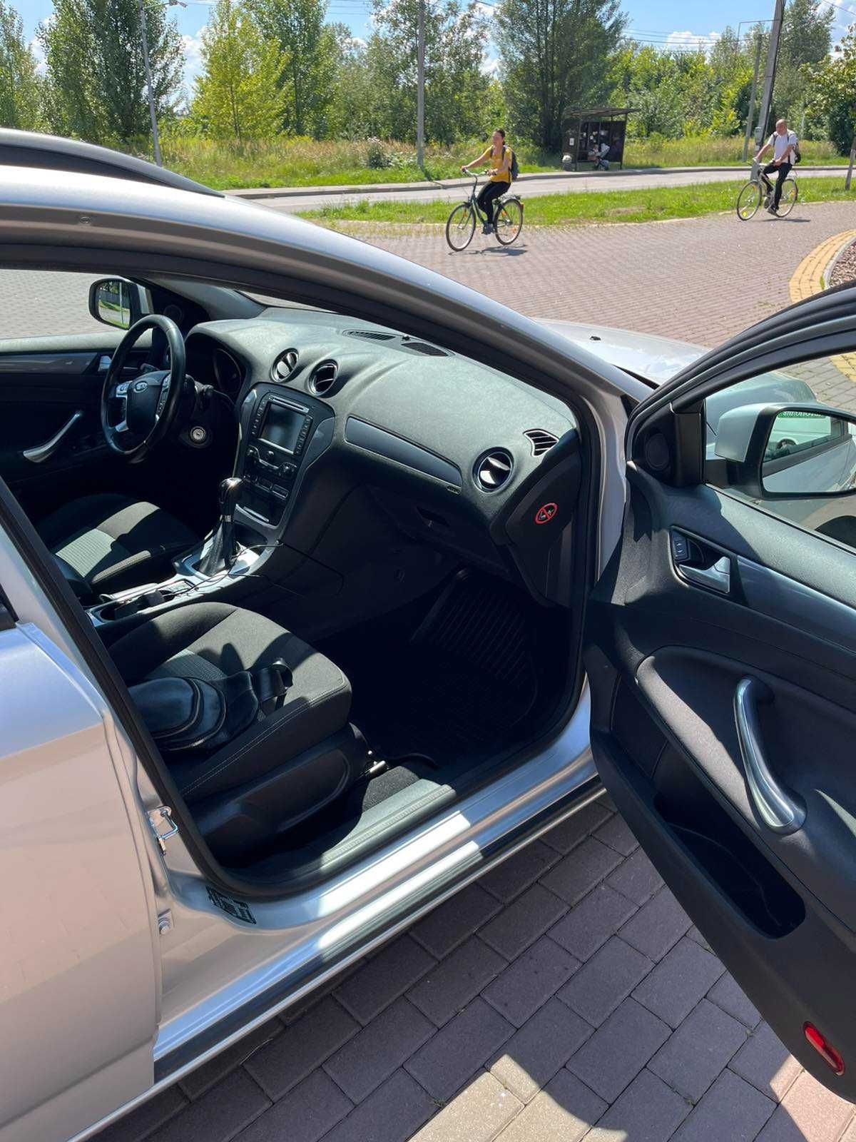 Ford Mondeo універсал 2014р 2,0 дизель АКПП