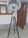 Lampa trójnóg -robiona