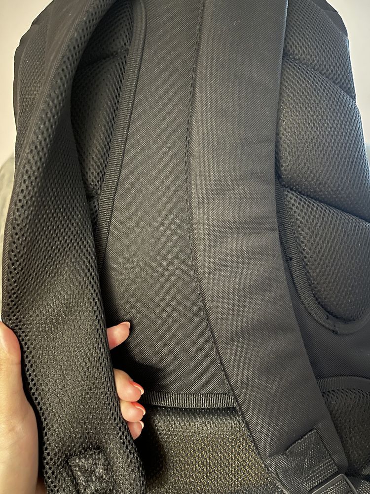 Mochila Toshiba nunca utilizada