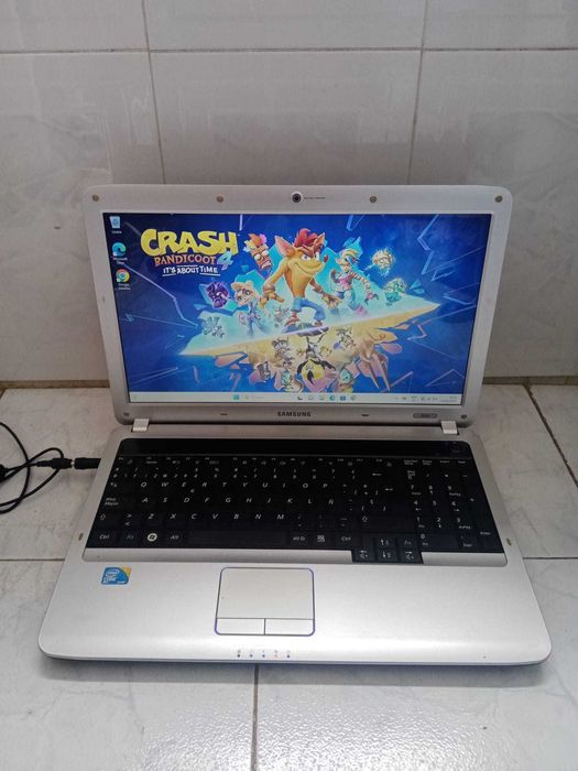 Portátil Samsung Modelo R530