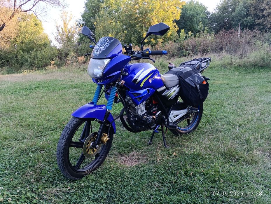 Мотоцкл SPARK SP 200R-25I