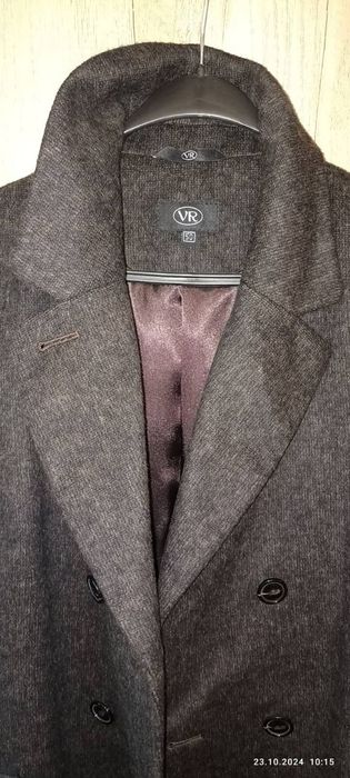 Пальто VR новое 50р