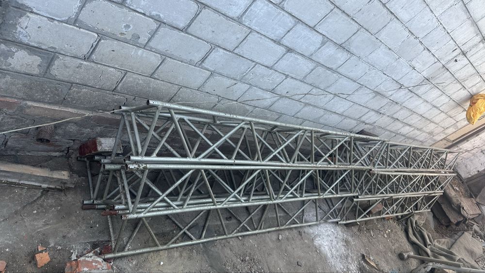 Продам ферми під будову