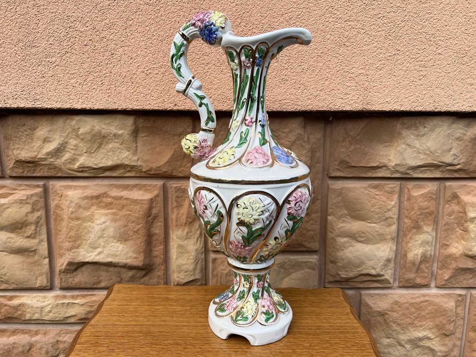 Włoski Wazon Konewka Porcelana Capodimonte B366