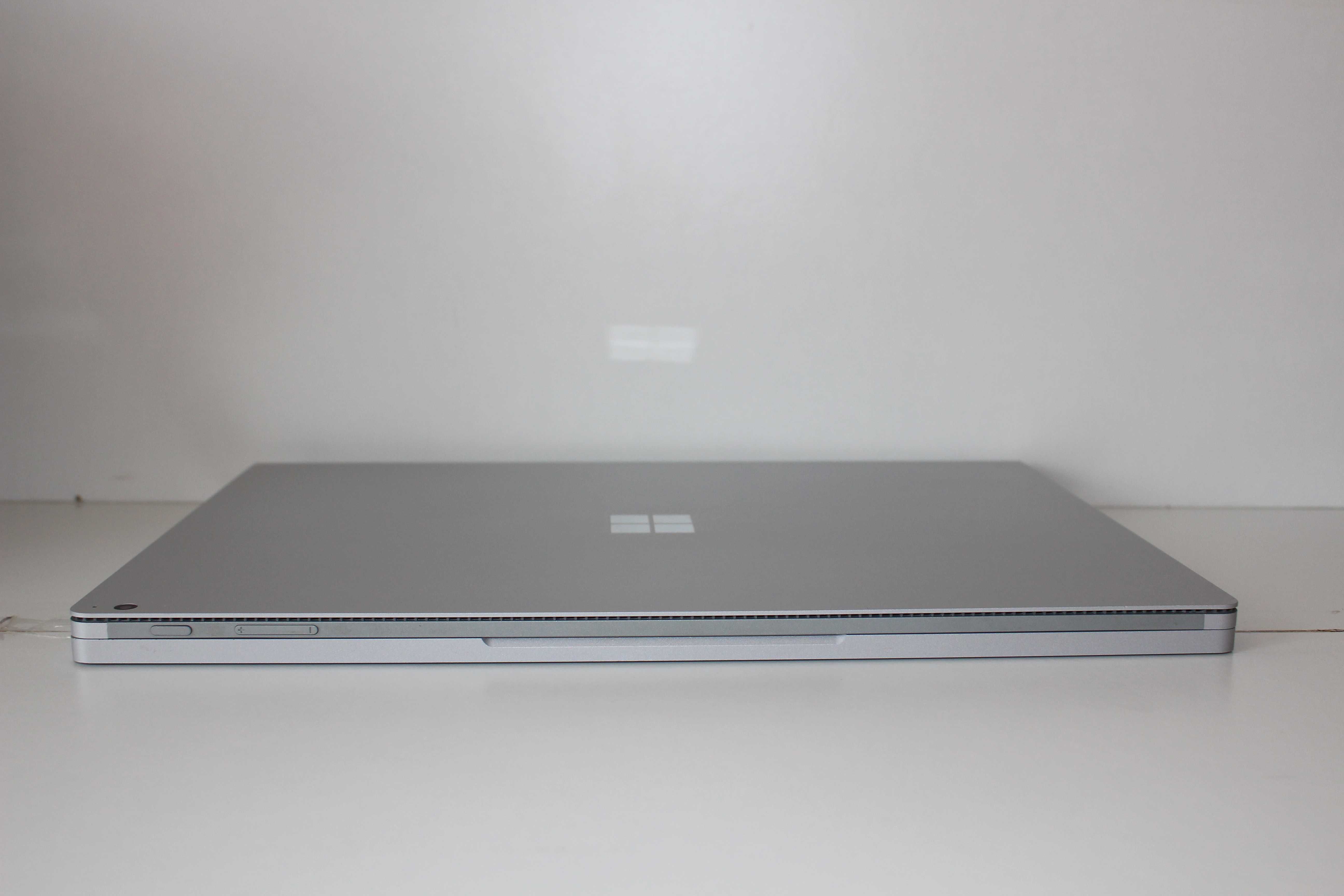 Microsoft Surface Book 2 15" i7-8650 16GB/512GB/NVIDIA GTX 1060/6Gb