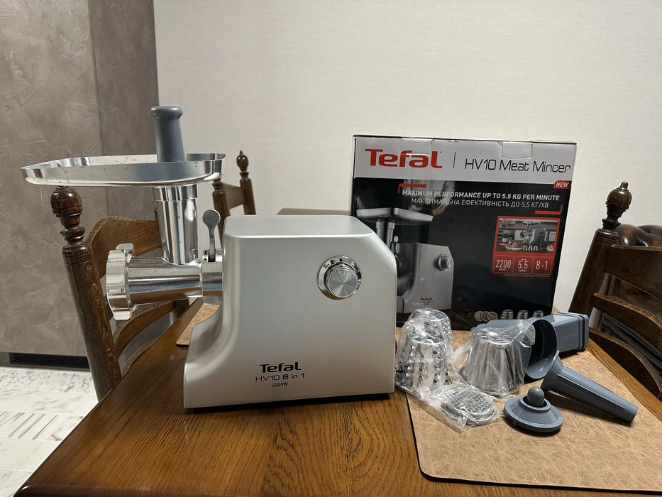 Продам мʼясорубку Tefal HV10 Meat Mincer
