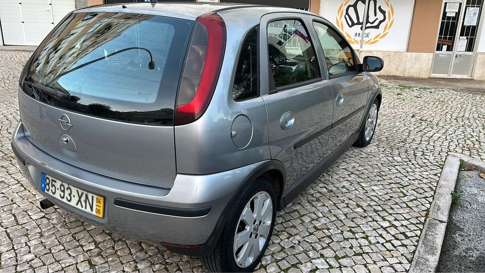 Corsa opel 2004