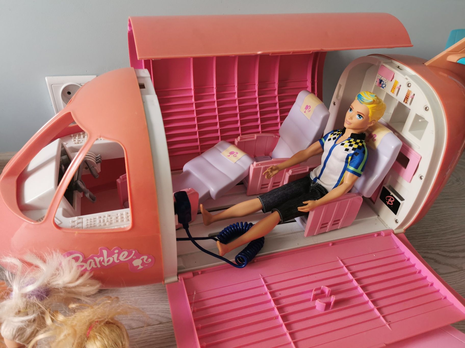 Giga zestaw barbie ponad 20 szt pełno dodatków plus wielki samolot