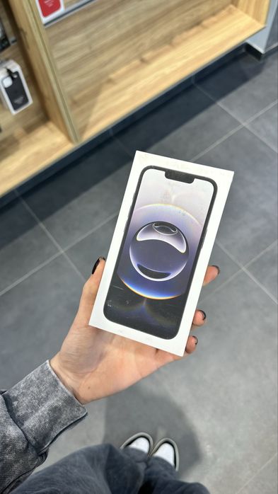 New iPhone 16e 128Gb Black