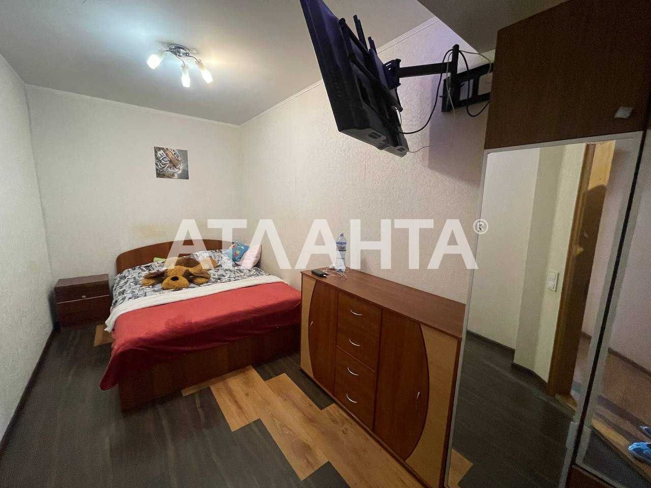 3комнатная квартира в жилом состоянии 4/10 рядом с Таирова, Киевским р