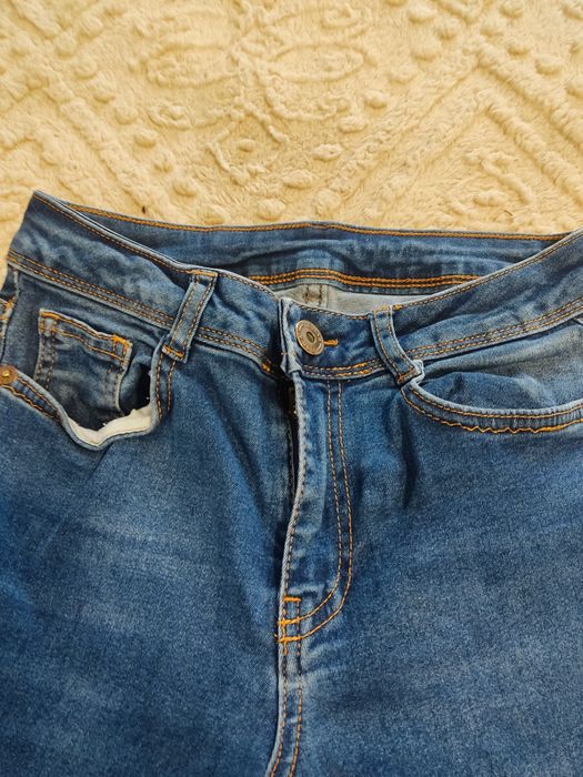 Granatowe damskie dżinsy rozmiar S 36/38