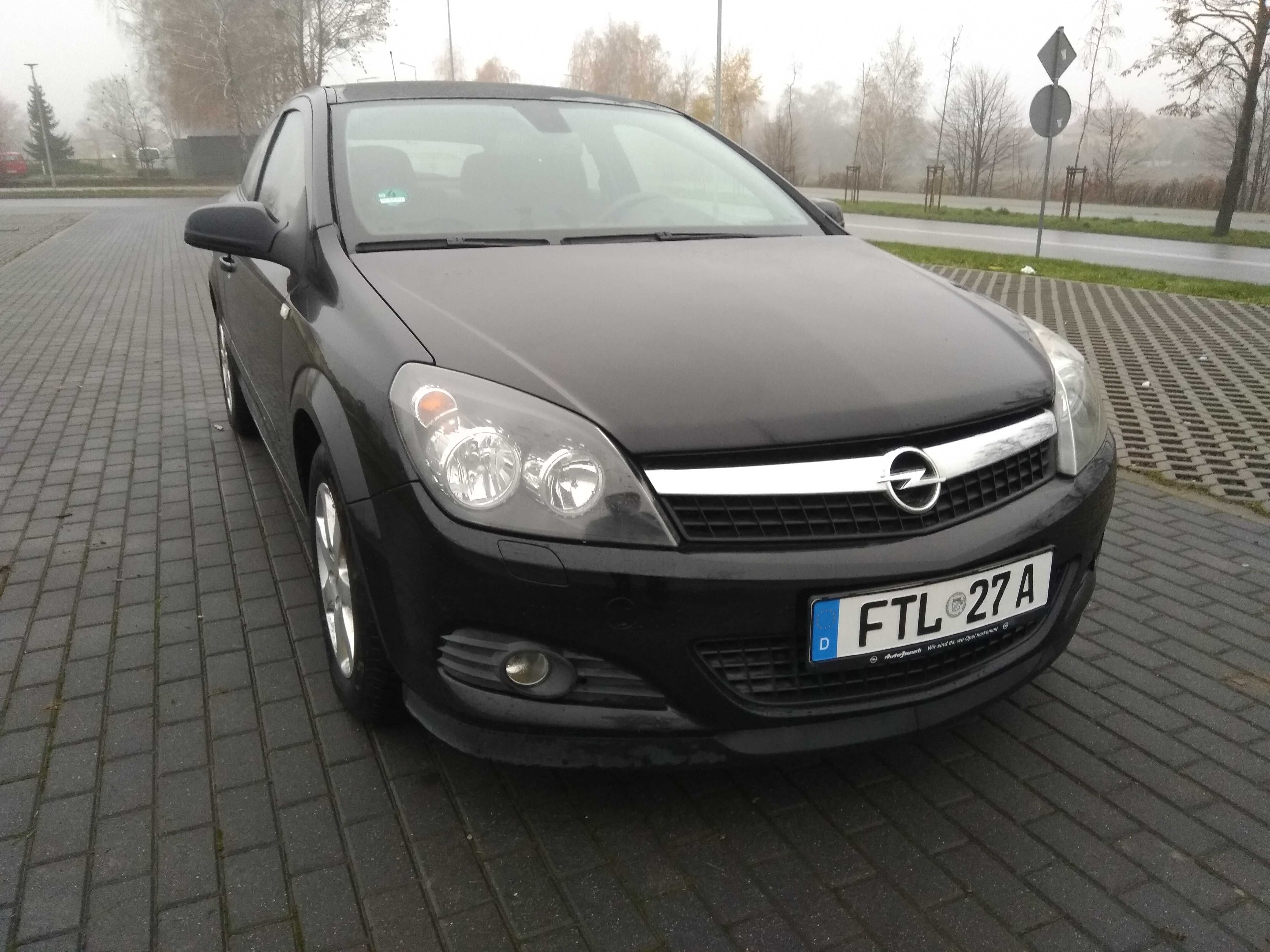 Astra GTC 1.6 105KM  Klima  Nawigacja Zamiana