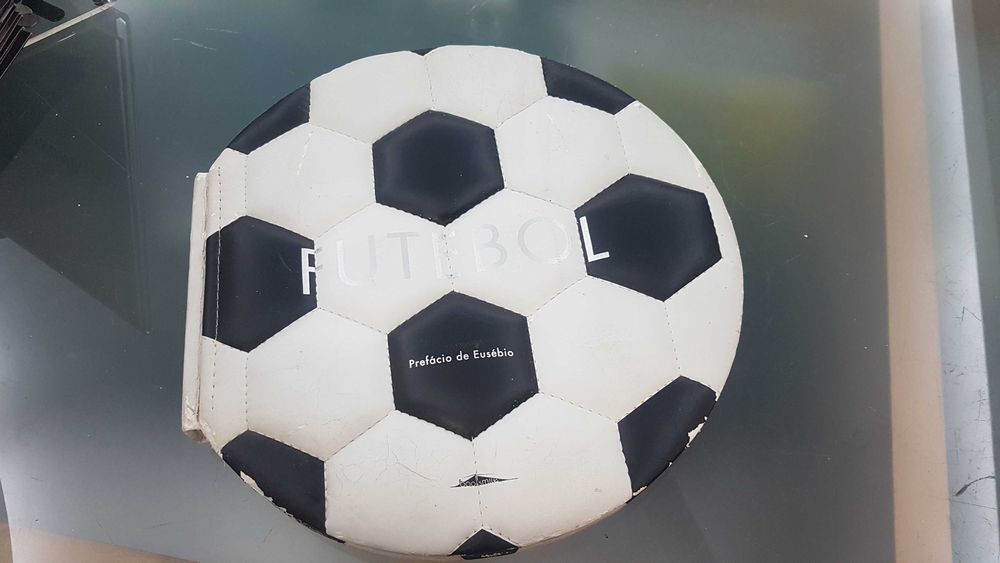 Livro "História do Futebol"