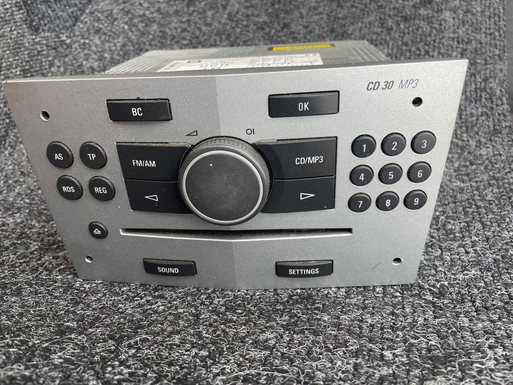 Radio fabryczne Opel Zafira B Astra H CD30 MP3