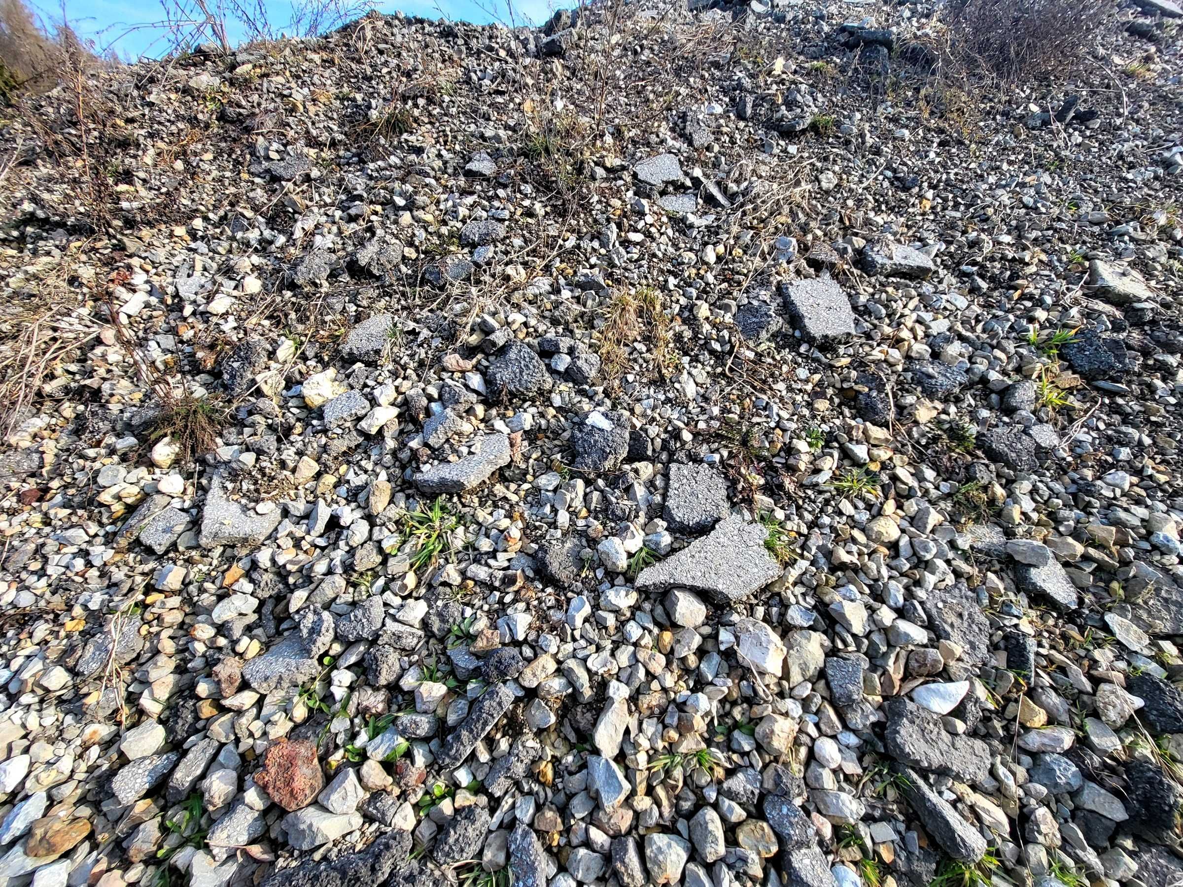 Frez asfaltowy destrukt kruszywo podbudowa drogi utwardzenie terenu
