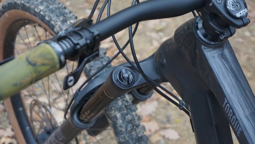 Велосипед двохпідвіс Canyon Torque CF
