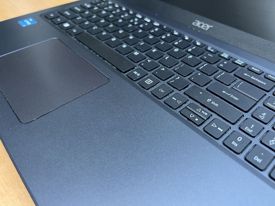 Laptop Acer Extensa 15 - Intel Core i3, 8 GB / 512 GB - stan idealny