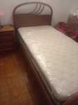 Cama de solteiro com colchão novo