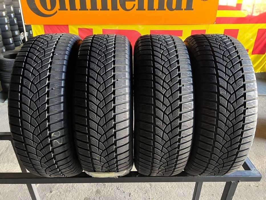 Шини 215/65 r16 98T Goodyear Ultragrip Performance 2021рік (1314)