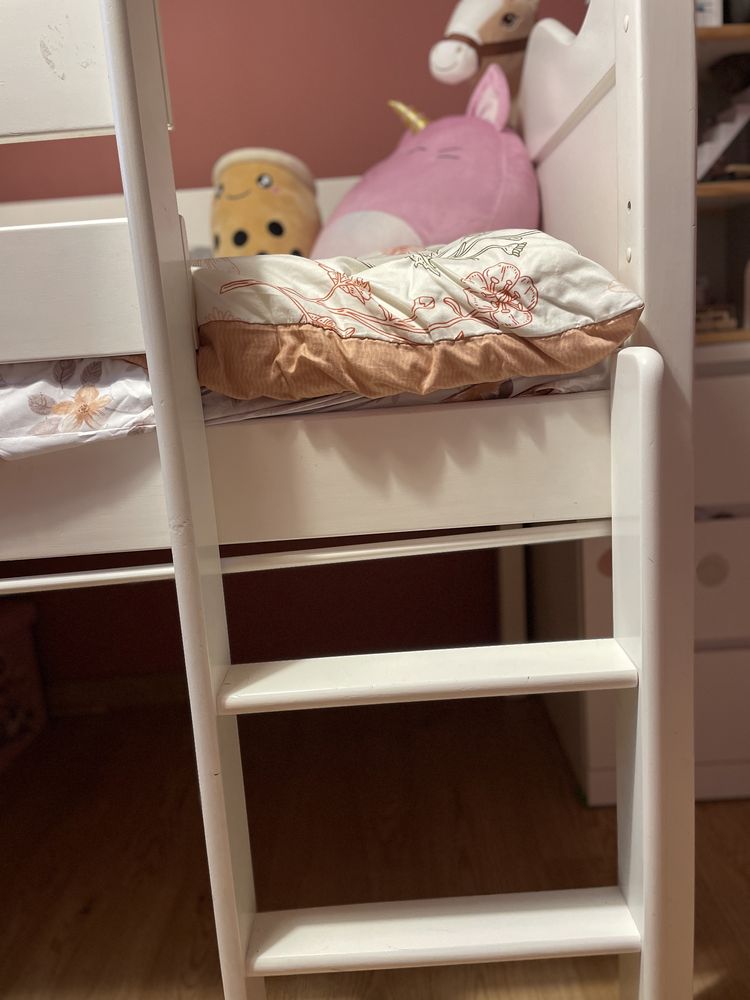 Sprzedam lozko dla dziewczynki/młodzieżowe 200x90