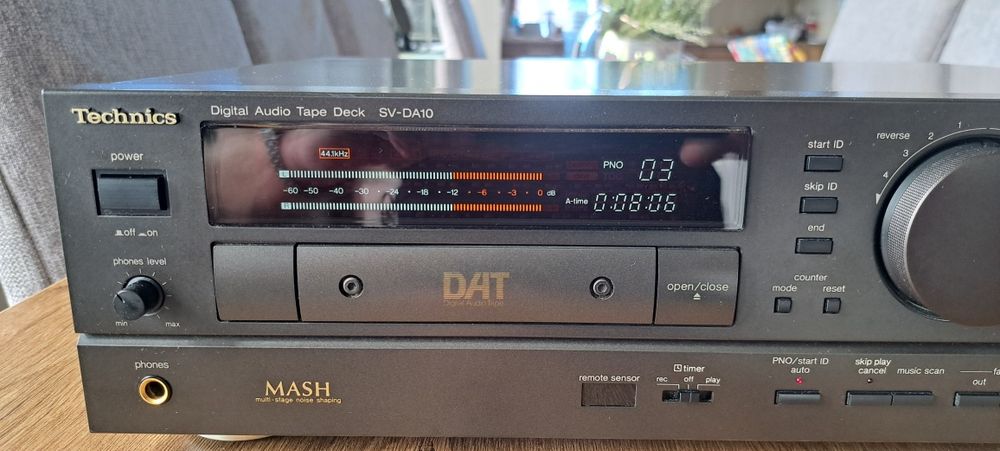 Technics SV-DA 10 DAT +Pilot, Instrukcja