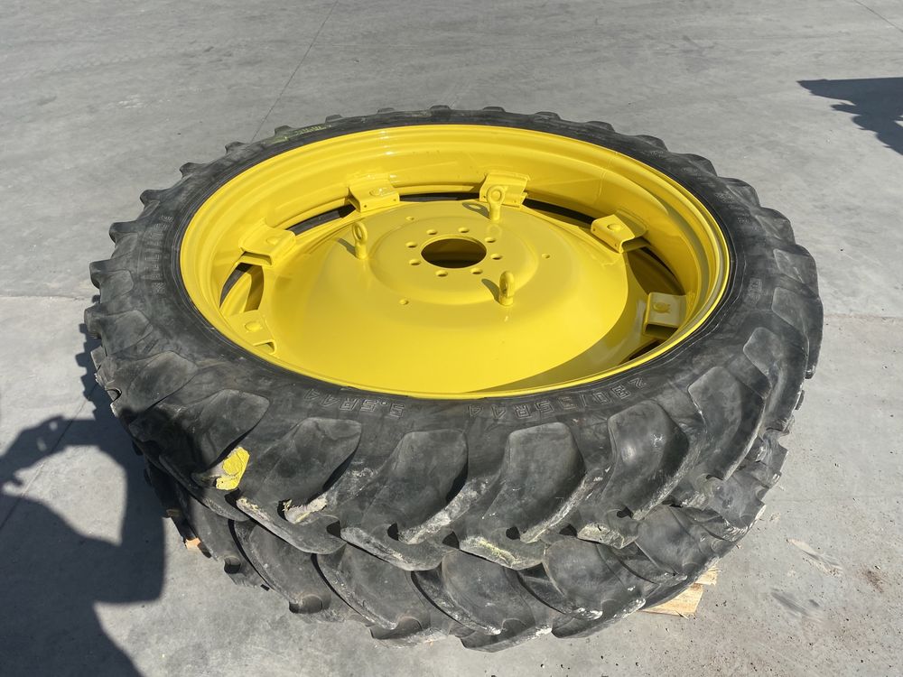 Koła wąskie - do miedzyrzędzi JOHN DEERE 9,5 R44 - 230/95R44
