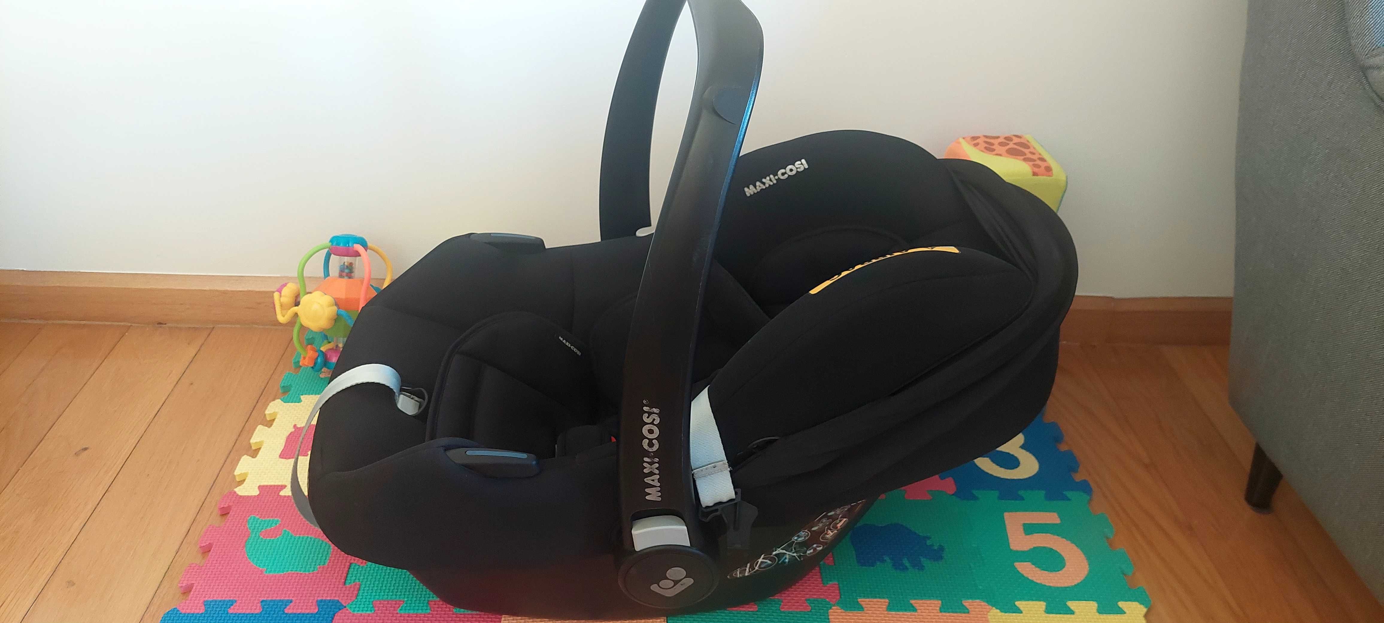 Base Isofix Family Fix 3 + Ovo Cabrio Fix I-Size