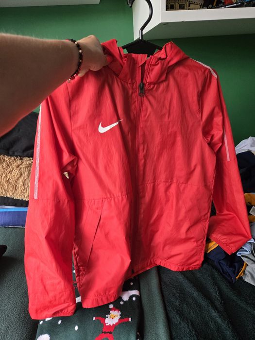 Kurtka wiatrówka przeciwdeszczowa dla piłkarza 140 NIKE