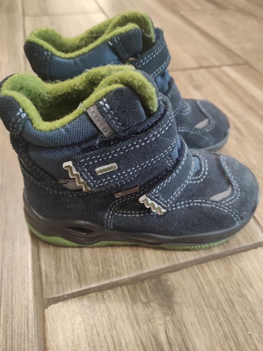 Buty dziecięce zimowe 25 primigi
