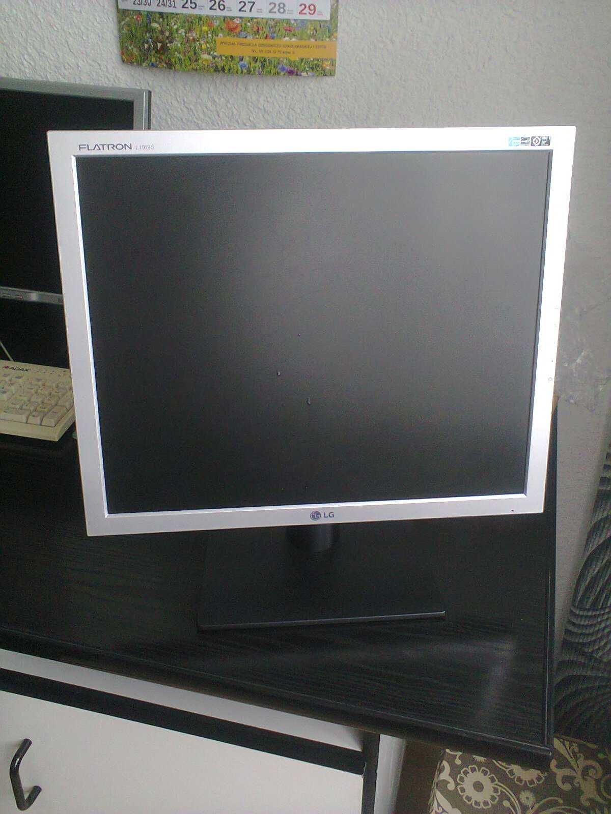 Monitor 19-calowy LG Flatron L1919S