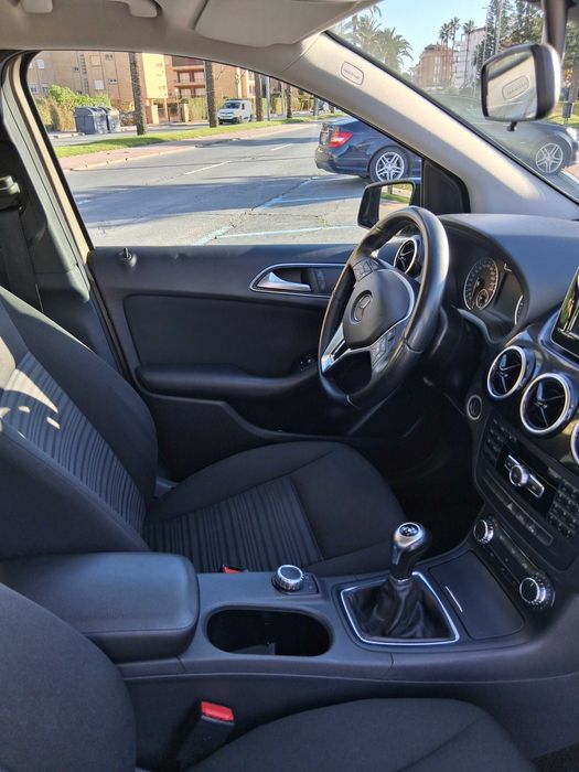 Mercedes Benz B 180 cdi