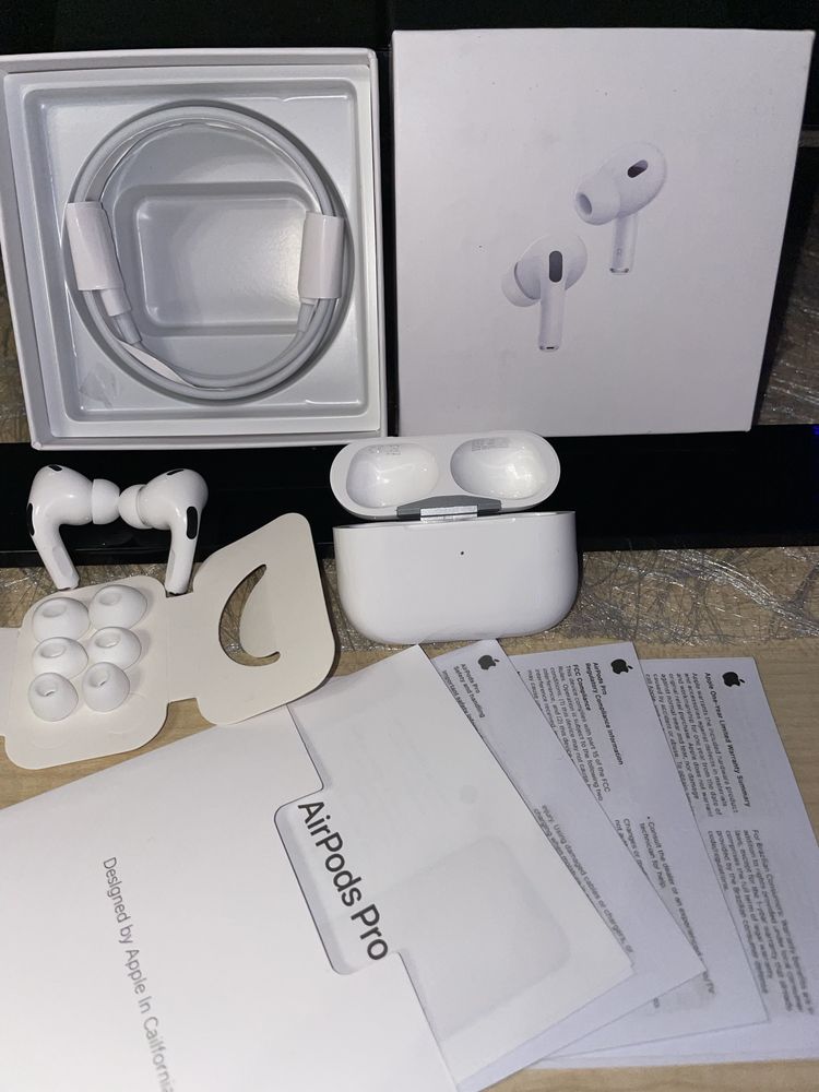 Apple Air Pods 2 pro + чохол в подарунок