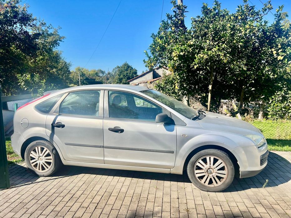 Ford Focus 1.4 Gasolina