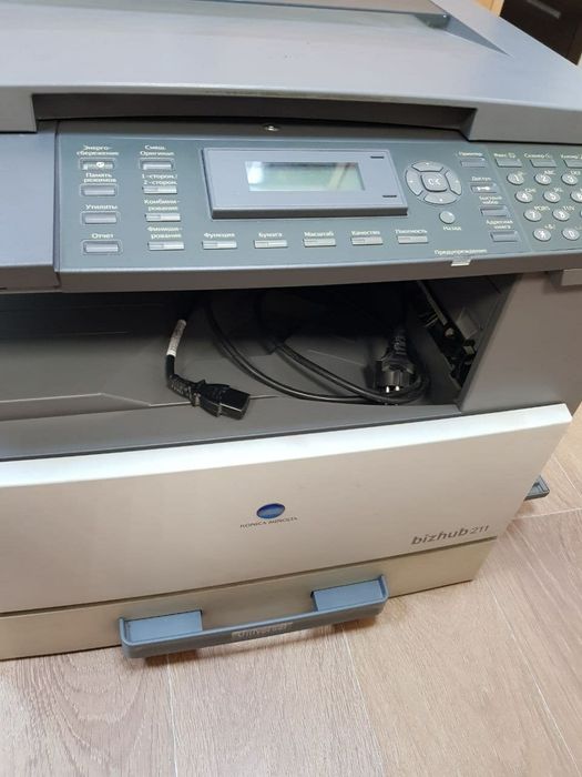 МФУ Konica Minolta Bizhub 211