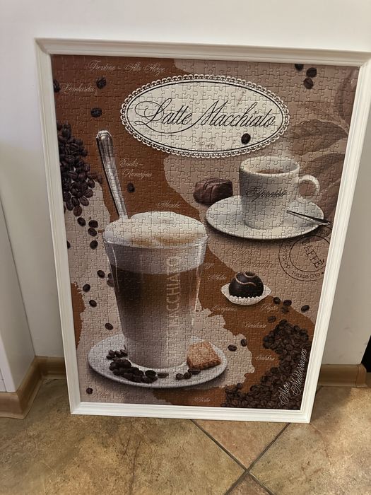 Obraz z puzzli w oprawie z drewna