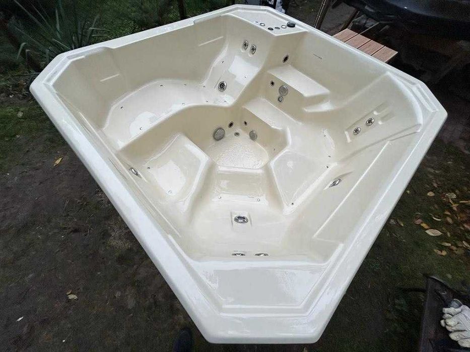 Ekskluzywne JACUZZI, Balia ogrodowa, Bania, Balie URLOP DO 11.08.2025