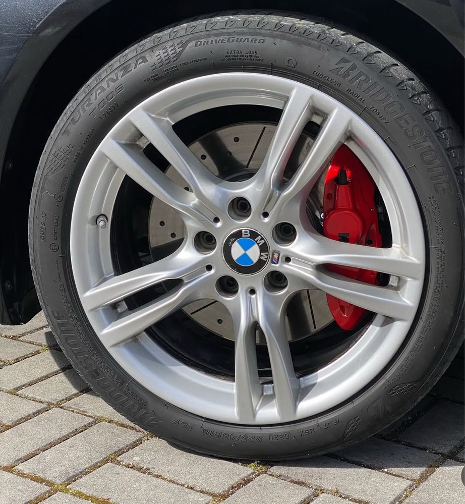 BMW 330i xDrive [F31]