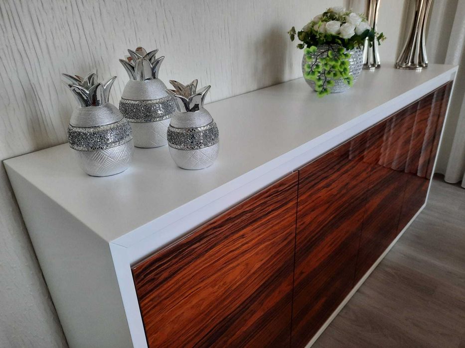 Aparador 4Portas 1Gav. Faqueiro Pau Ferro Brilho e Lacado Branco Mate