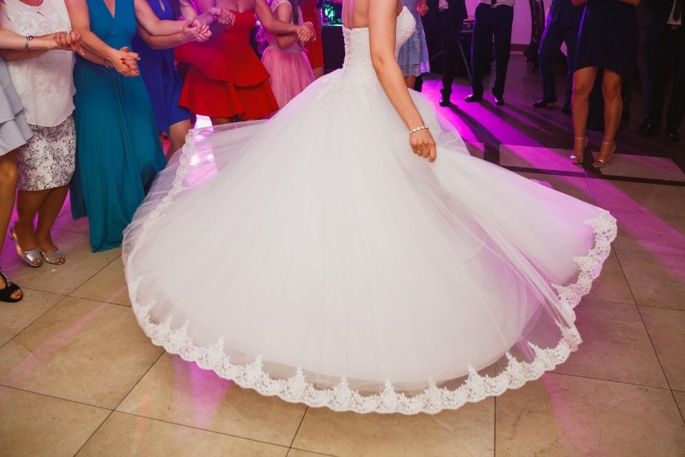 Suknia ślubna princessa biała 169cm + 6cm obcas gorset