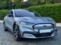 Ford Mustang Mach-E 98.7 kWh Premium AWD Alargada