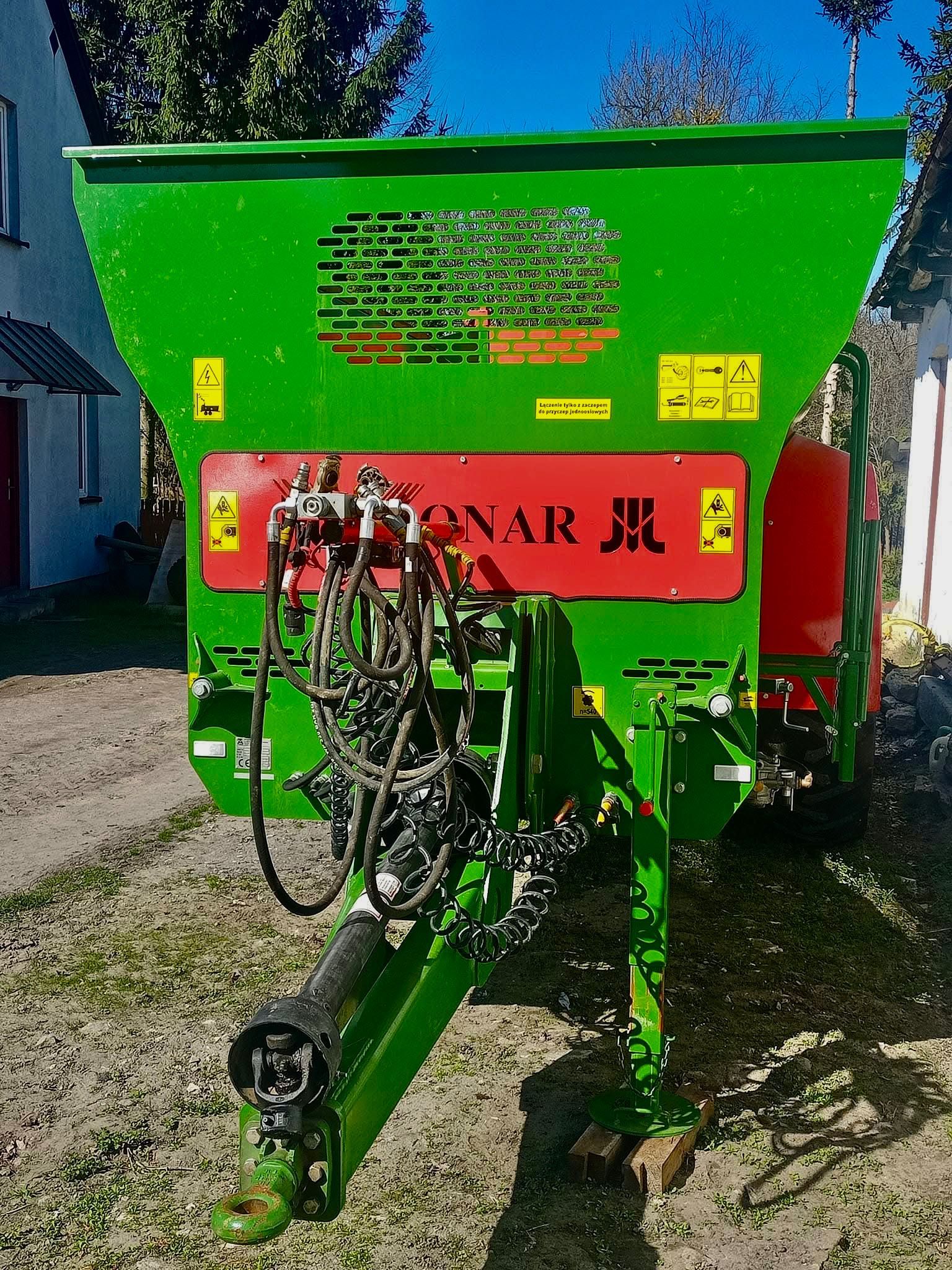 Rozrzutnik Obornika Pronar NV 161/2