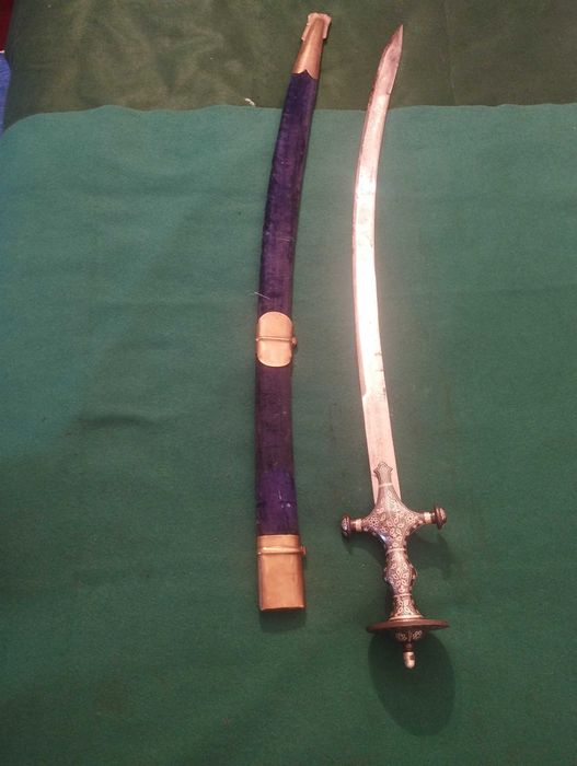 Espada indiana "Tulwar"