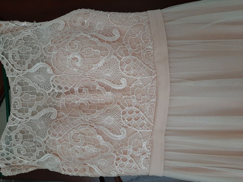 Сукня на випускний