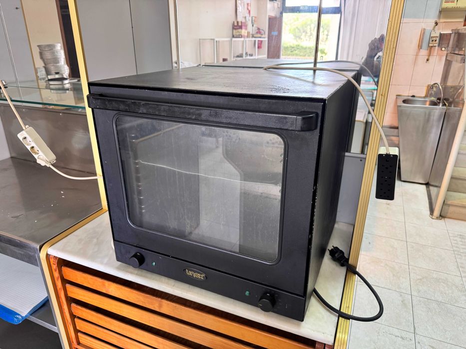 Forno elétrico UNOX profissional - ventilado