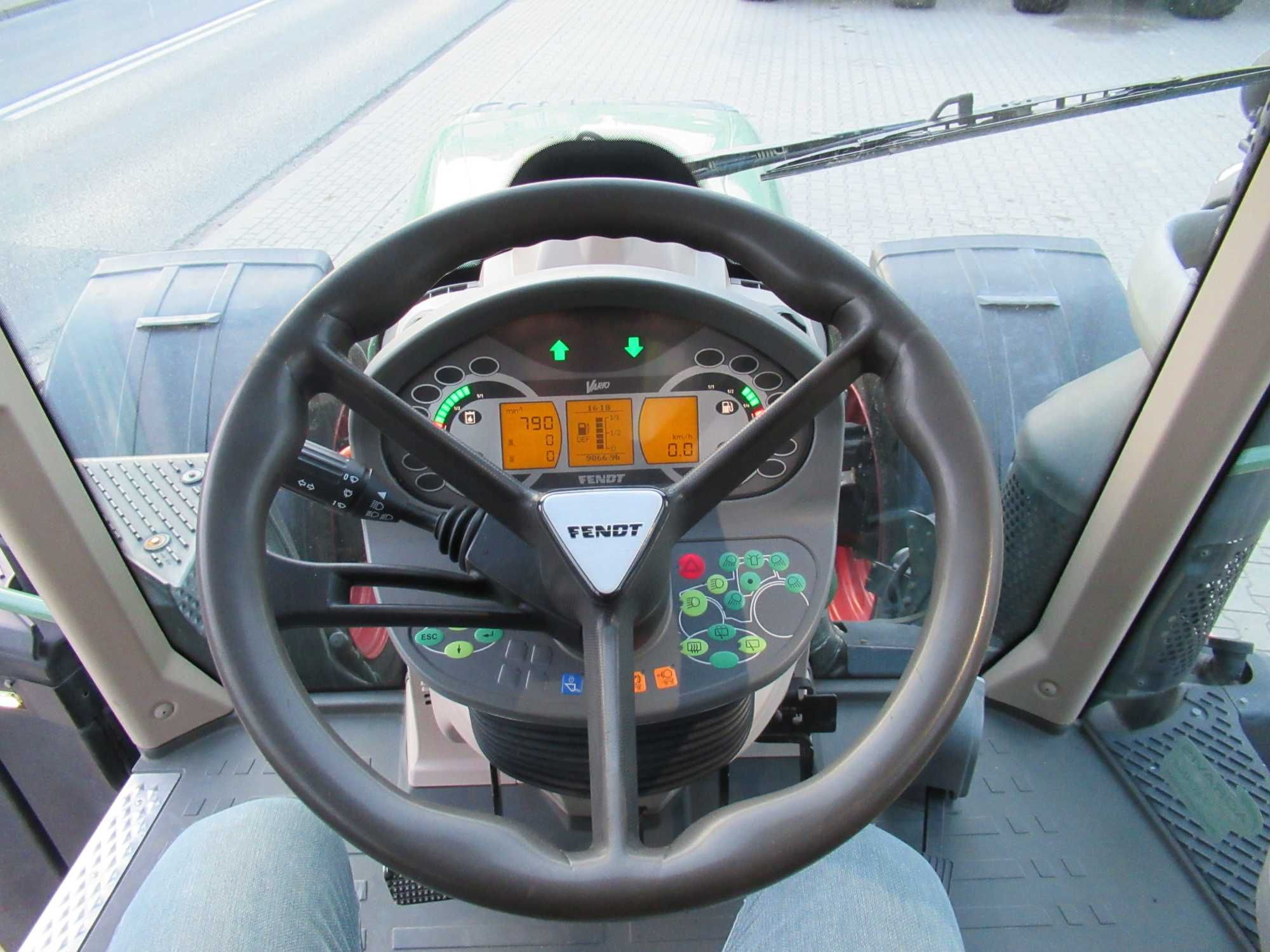 ciagnik Fendt 718 SCR Vario Profi