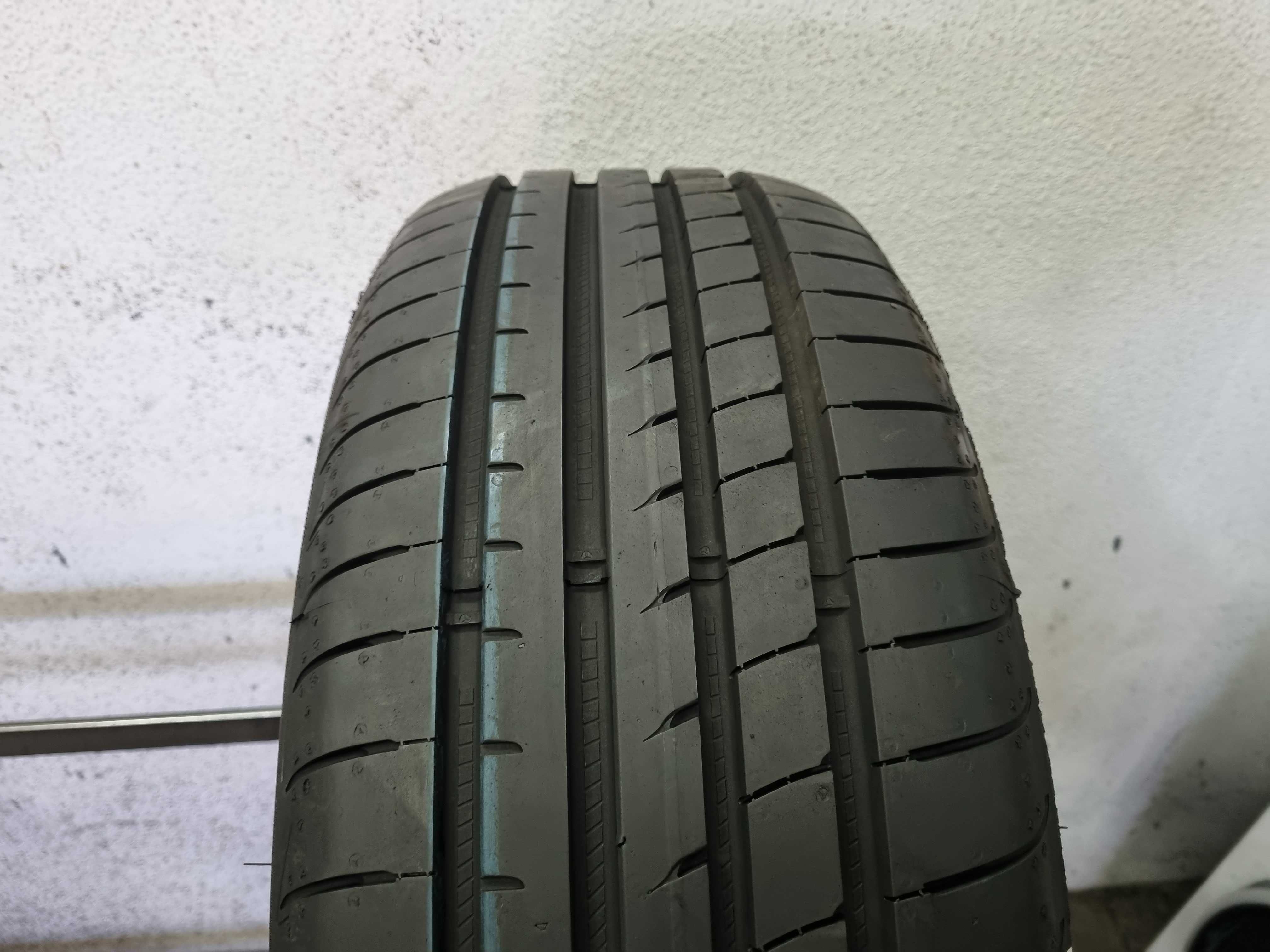 215/45/18 89V Goodyear Eagle F1 Asymmetric 3 D.2723